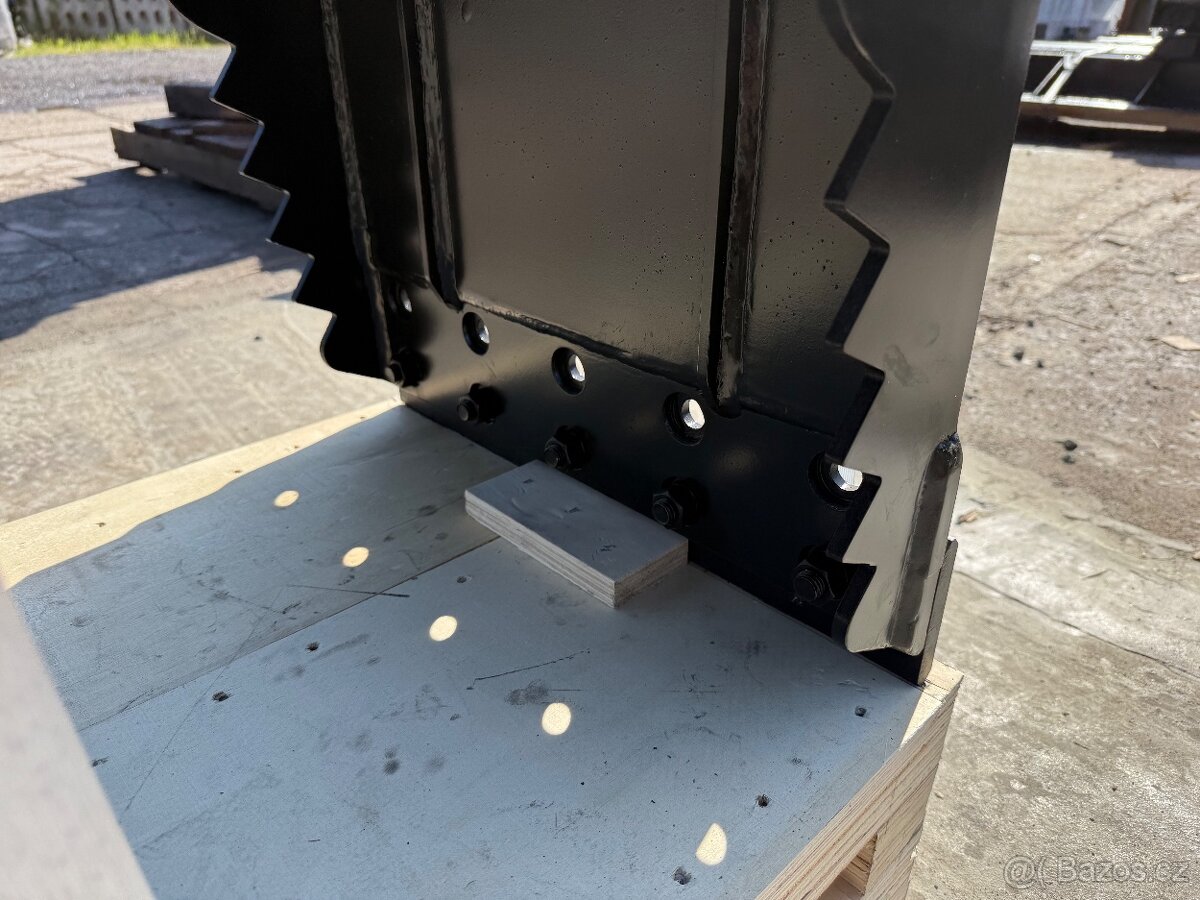 Sortýrovací drapák na bagr 4-8t - 6