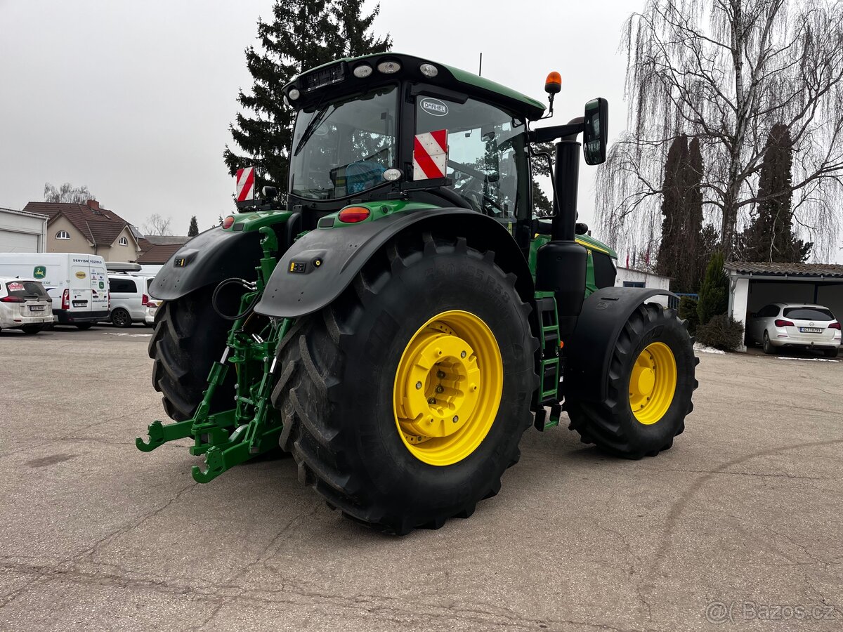 Traktor John Deere 6R 250 - 6