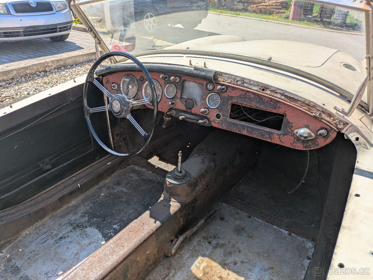 MG MGA 1500 - 6