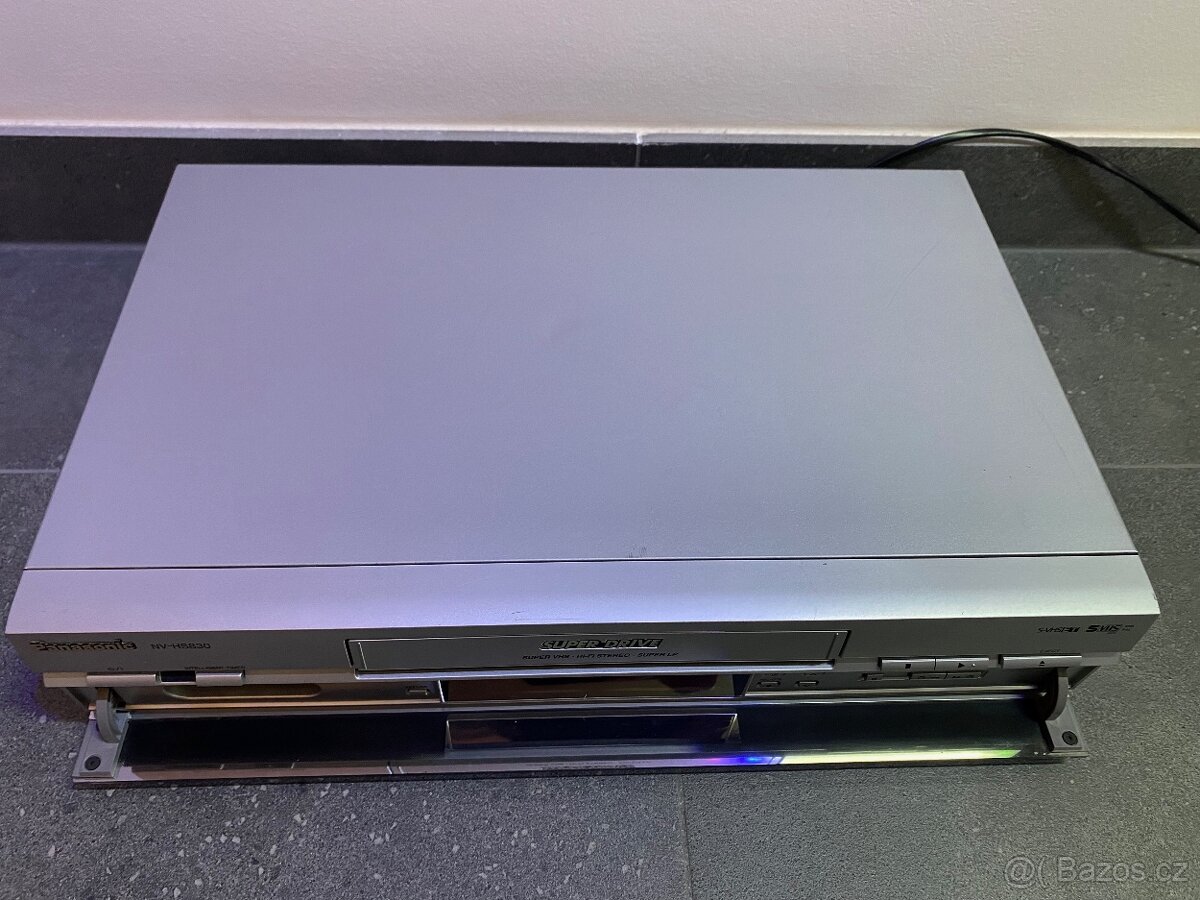 S-VHS-ET videorekordér Panasonic NV-HS830 v TOP stavu - 6