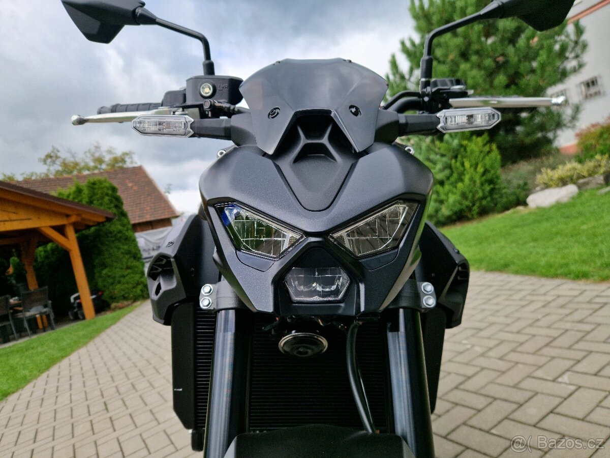 Kawasaki Z900 Černá Matná model 2026 - Nový Motocykl - 6