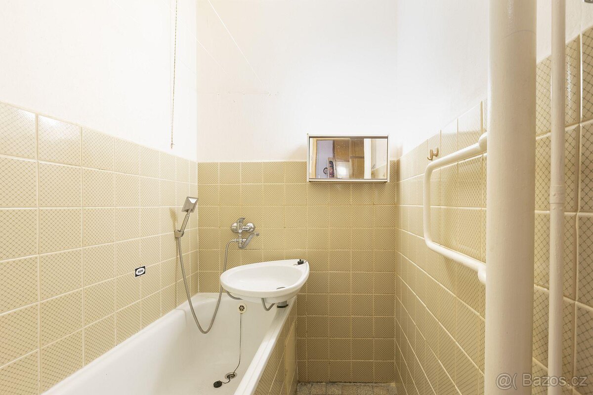 Pronájem bytu 2+1 Pardubice širší centrum - 6
