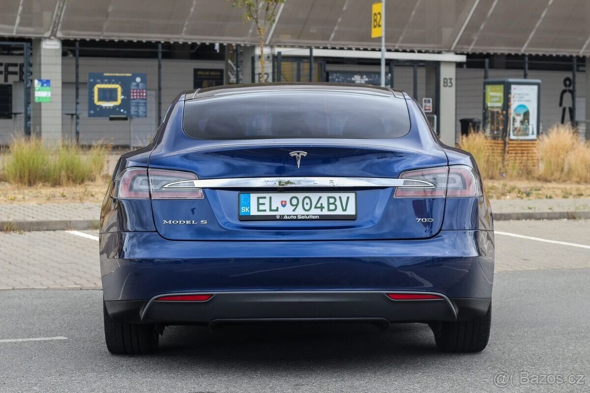 Tesla Model S 70D 4x4, 284kW (2015) - 6