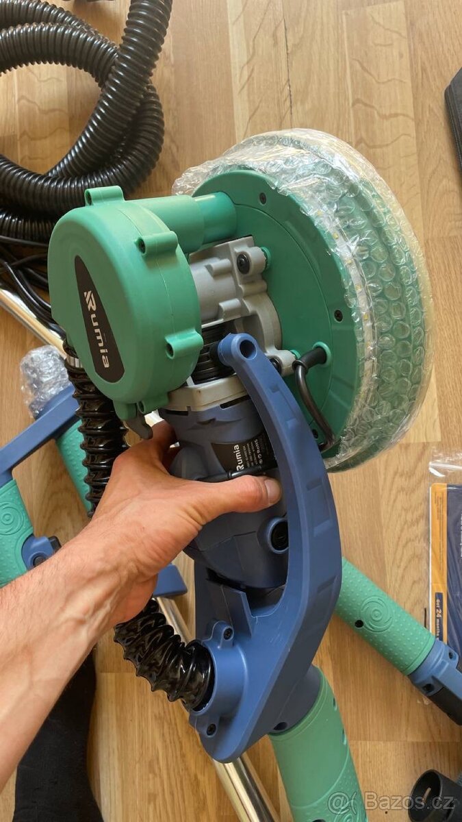 BRUSKA NA SD A OMÍTKU S ODSÁVÁNÍM 800W, žirafa - 6