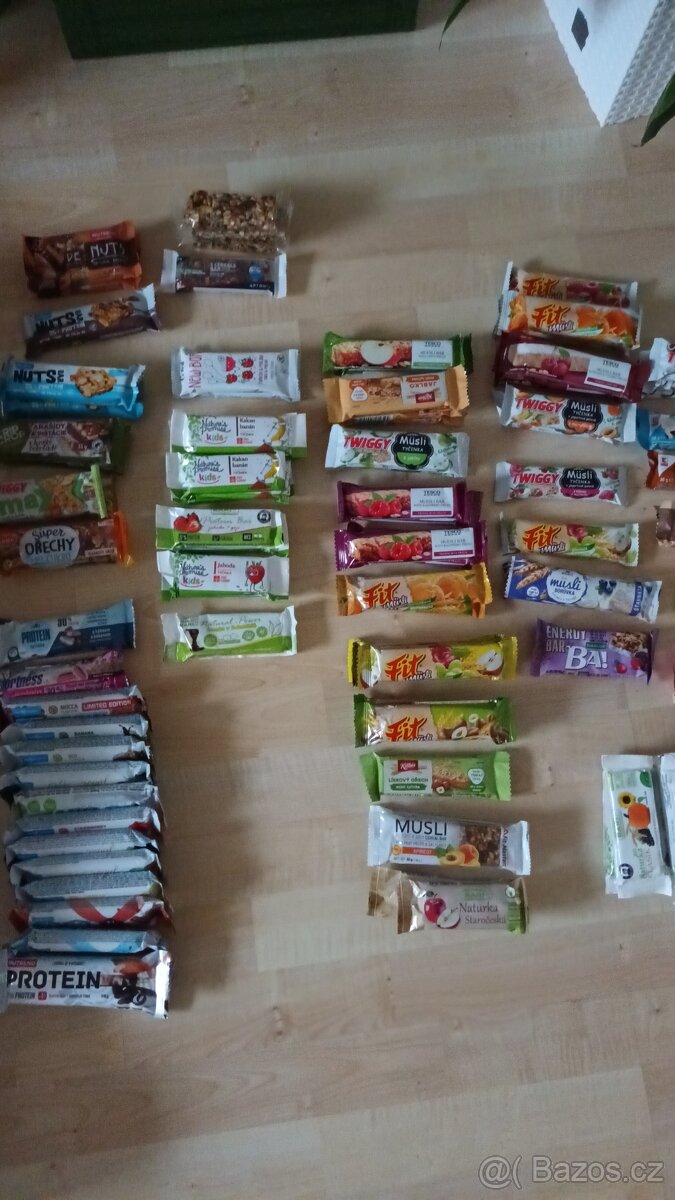 Koloniál - sušenky + čokotyčinky - 6