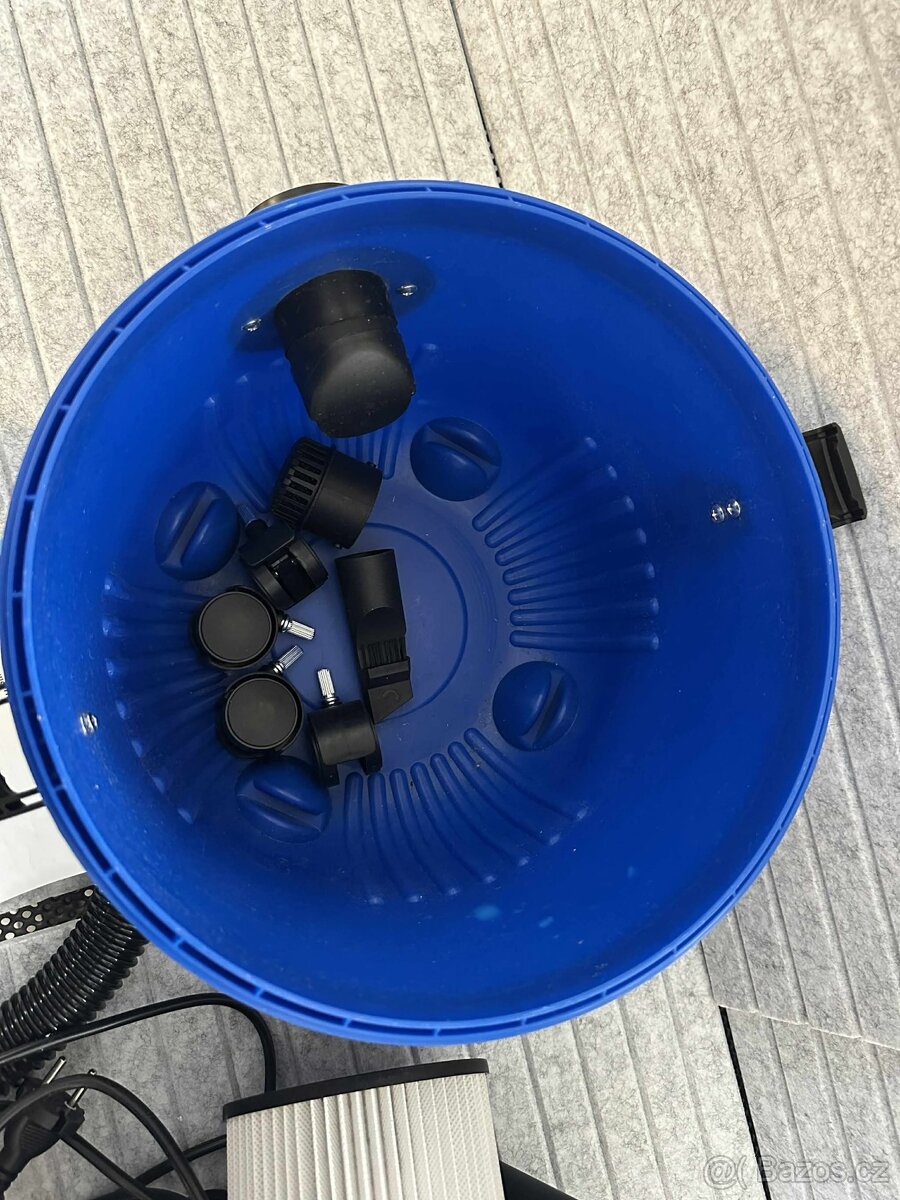 Průmyslový vysavač (392) - 6