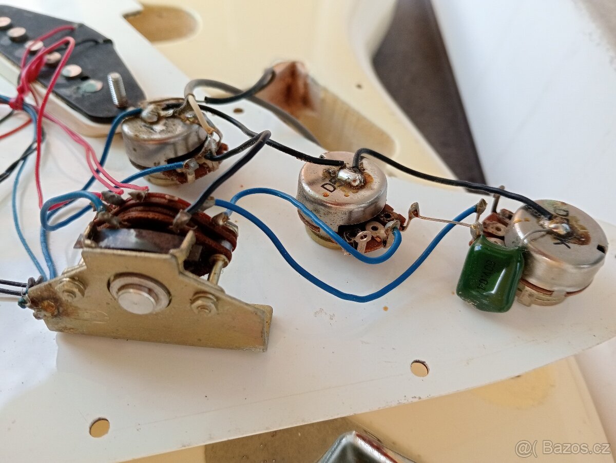 Pickguard,snímače,poťáky,3-pol.switch, Greco,Maya 70 roky - 6