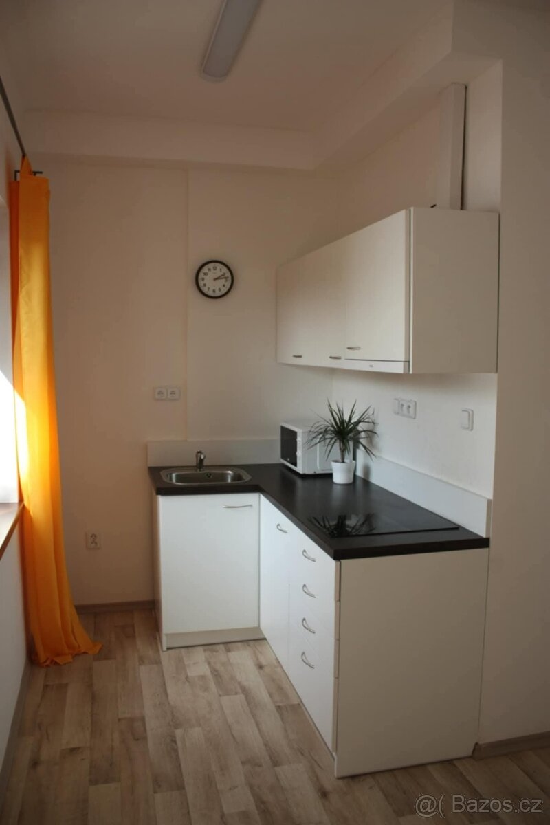 Pronajmu byt Mokrá Hora - 6
