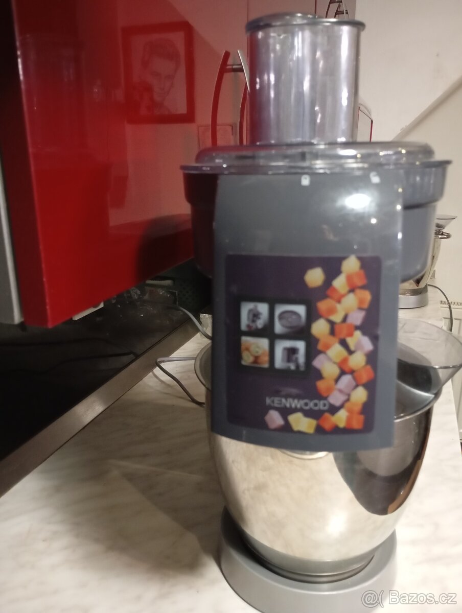Kuchyňský robot Kenwood kMix - 6