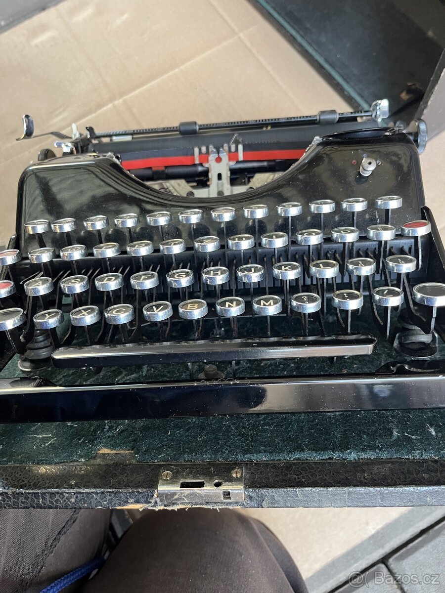 Starý psací stroj Rheinmetall - 6