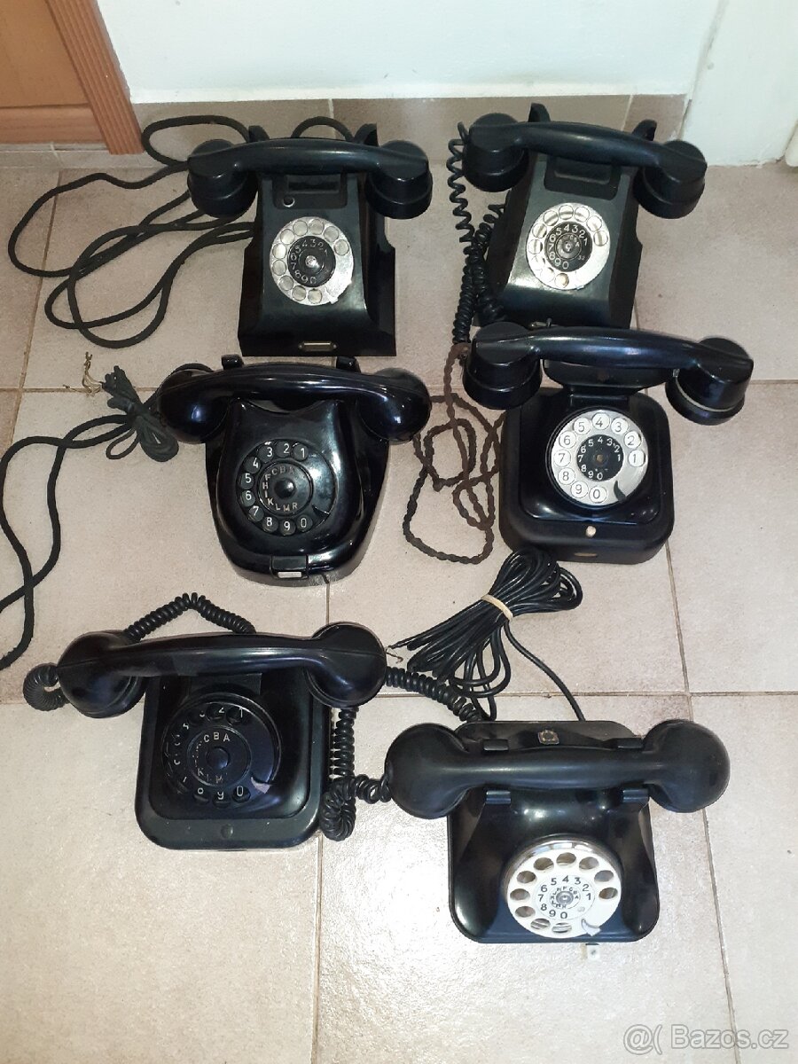 Historické telefony - 6