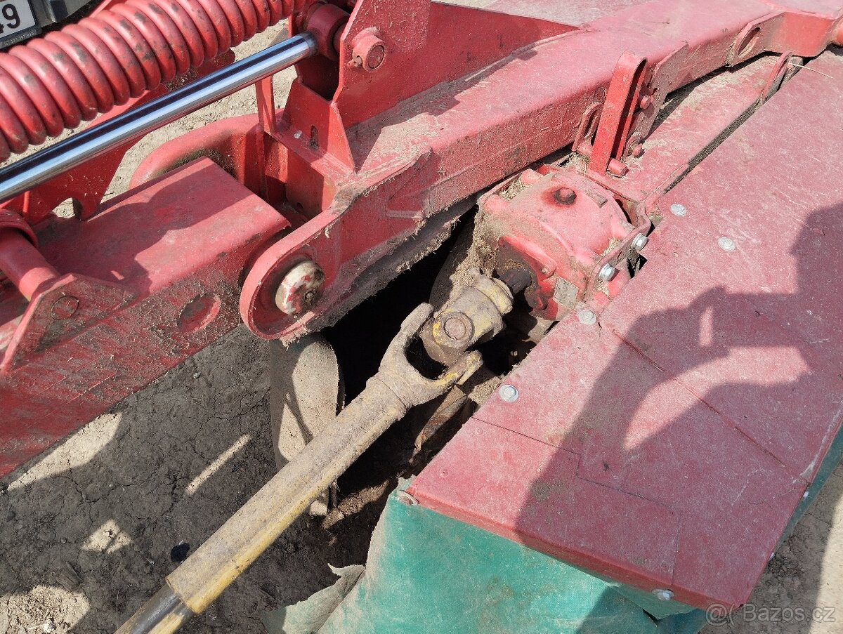 Sekačka Pöttinger Nova - 6