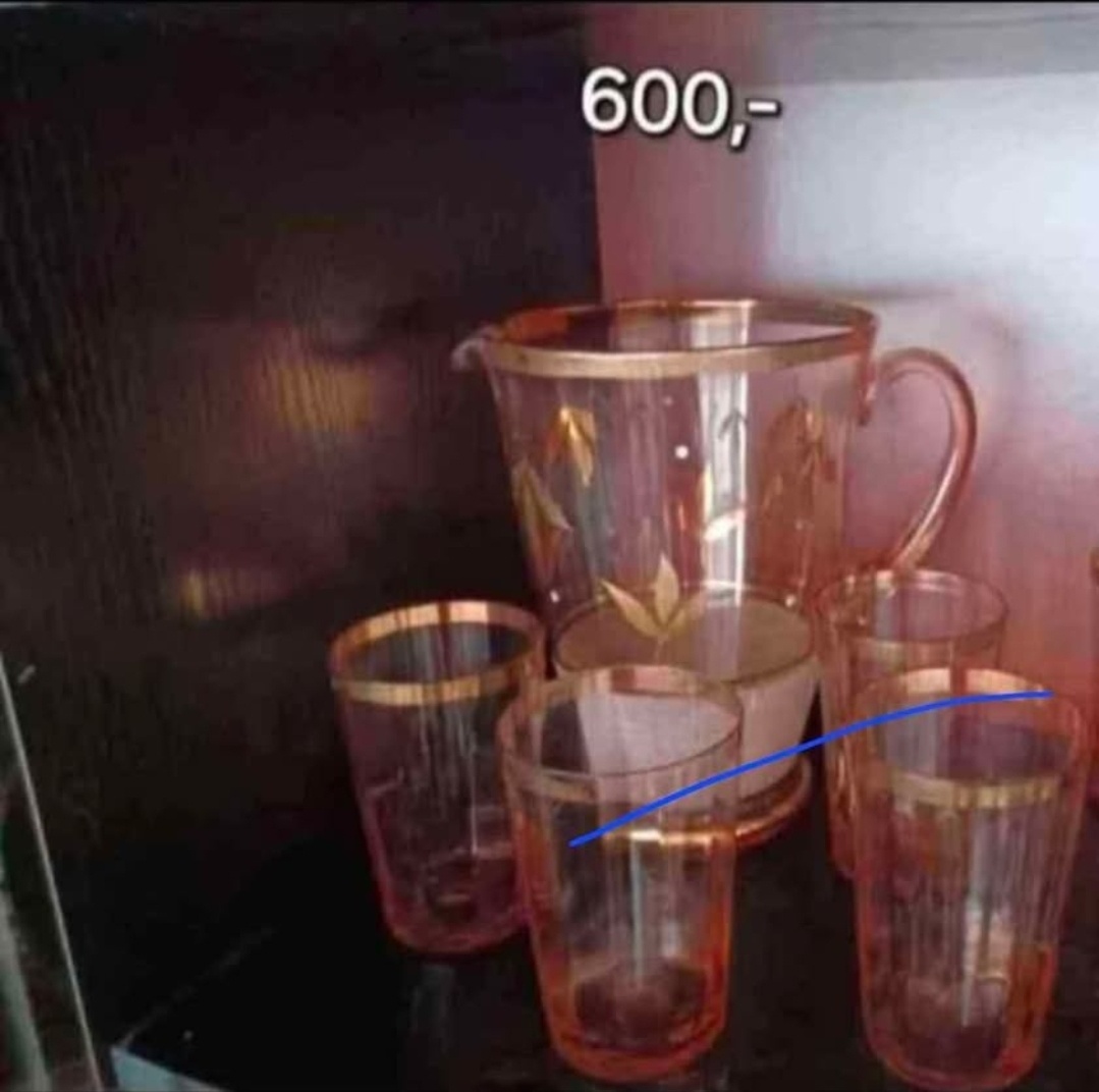 Sada různých skleniček - 6