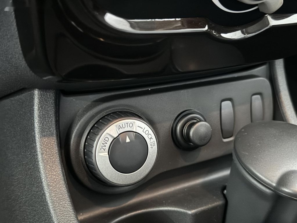 Dacia Duster,1.6i 77kW 4x4 - 6