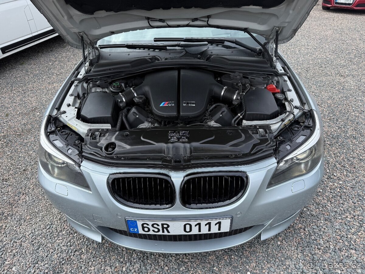 BMW M5 E60 V10 128TKM 2005 - orig stav - EU - 6
