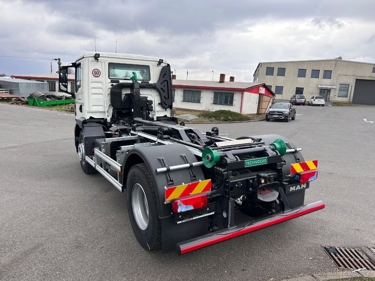 MAN TGM 18.290 4x2 BL + hákový nosič kontejnerů Technocar - 6
