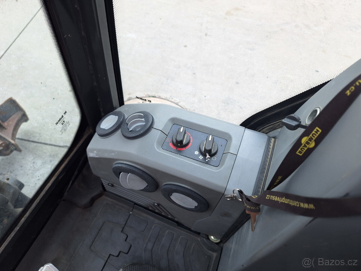 Bobcat E19 Minibagr 1,8 T - 6