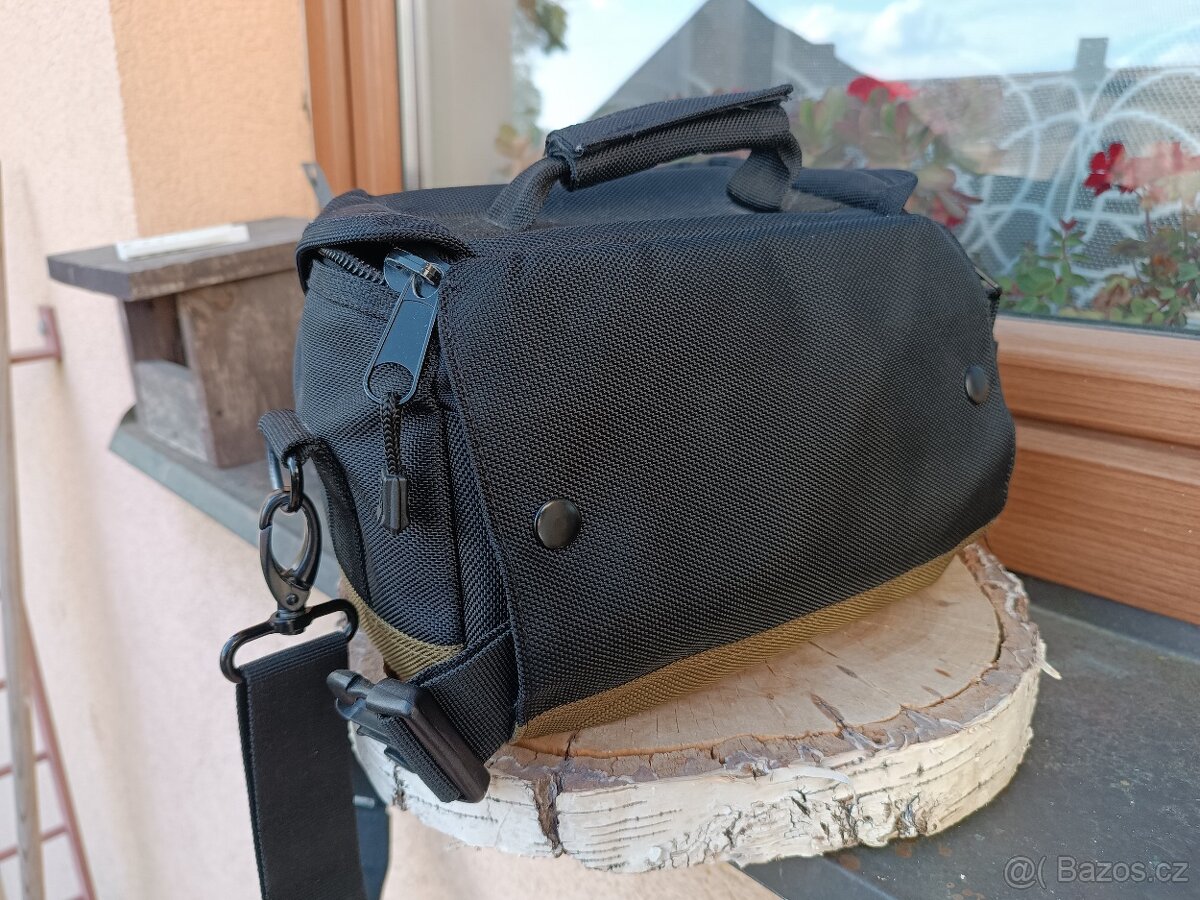 Canon EOS 1200D s příslušenstvím - 6