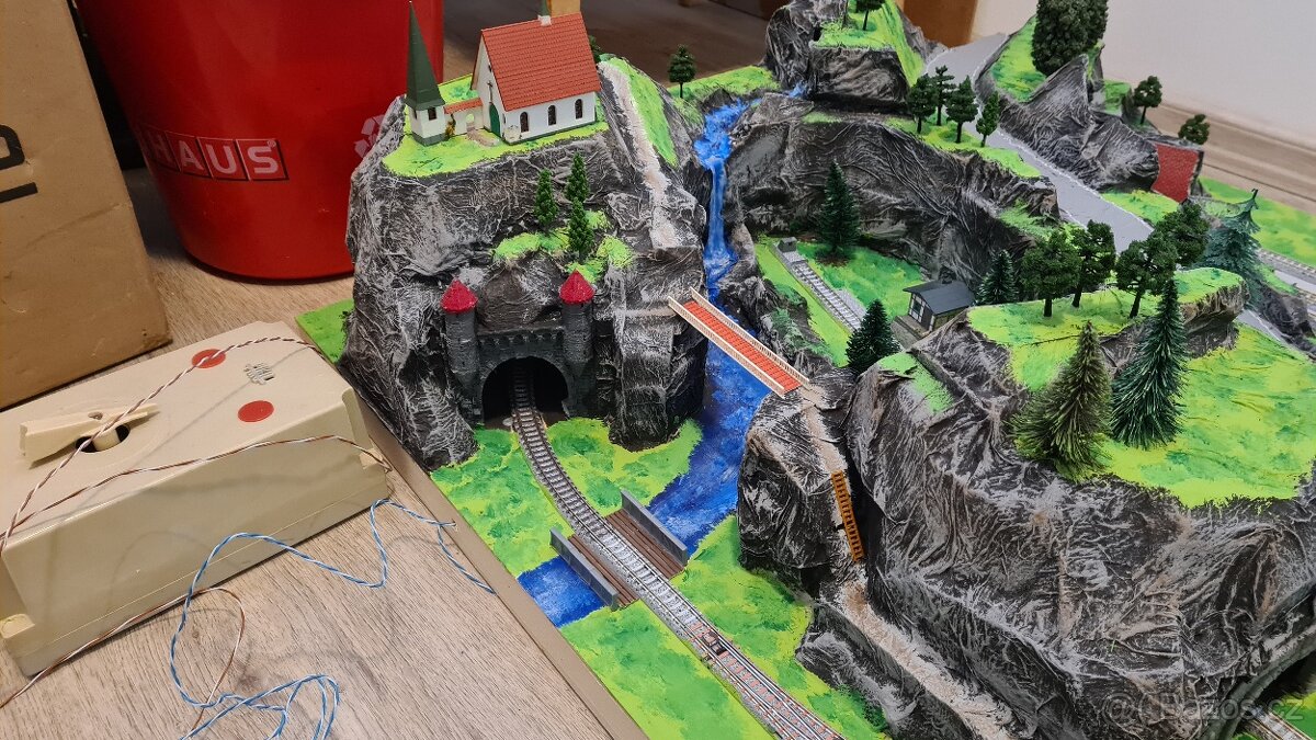 Kolejiště - vláčky N - komplet - 6