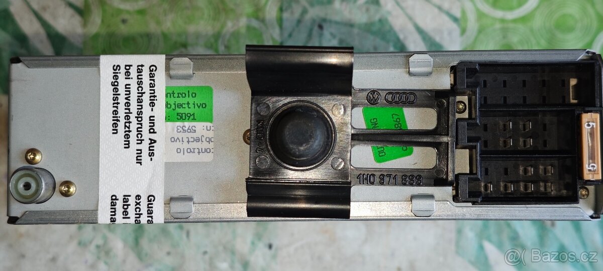 Originální autorádio VW BETA 4 zelený - 6