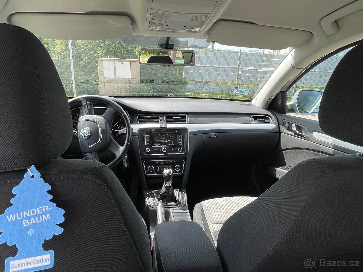 Škoda Superb 2 combi 2.0 tdi 103 Kw rv. 2013 - 6