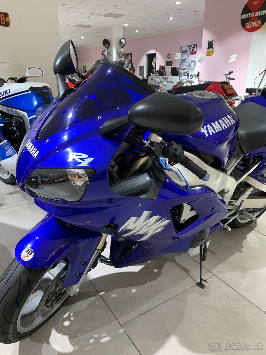 Yamaha YZF R1 -1998 první model - 6