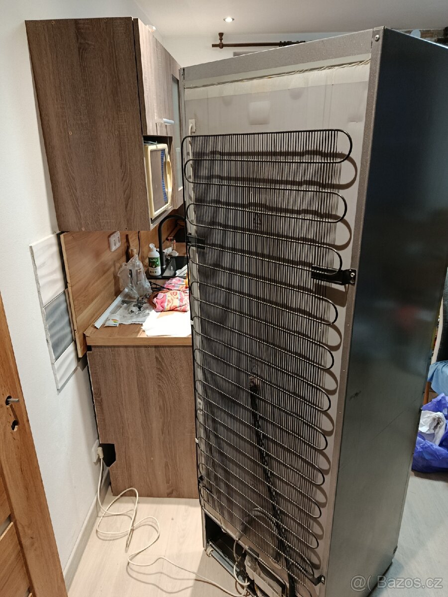 Lednice s mrazákem - 6