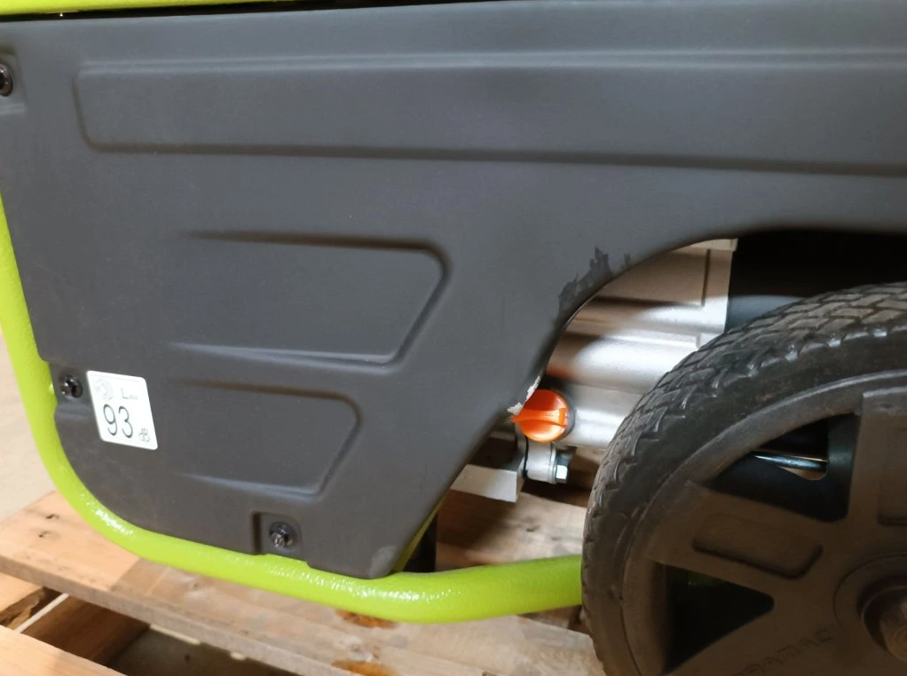 Pramac Benzínový generátor PX4000 230V AVR - 6