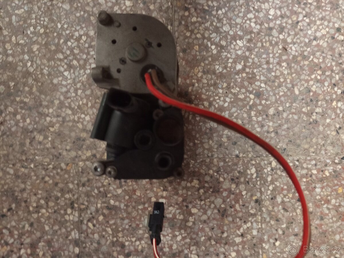 BMW f11 kompresor - 6