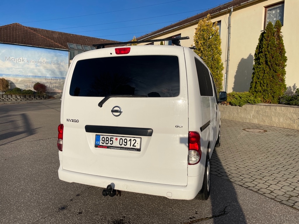 Prodám Nissan NV200 1.5 dCi 81 kW, najeto 102000 km - 6