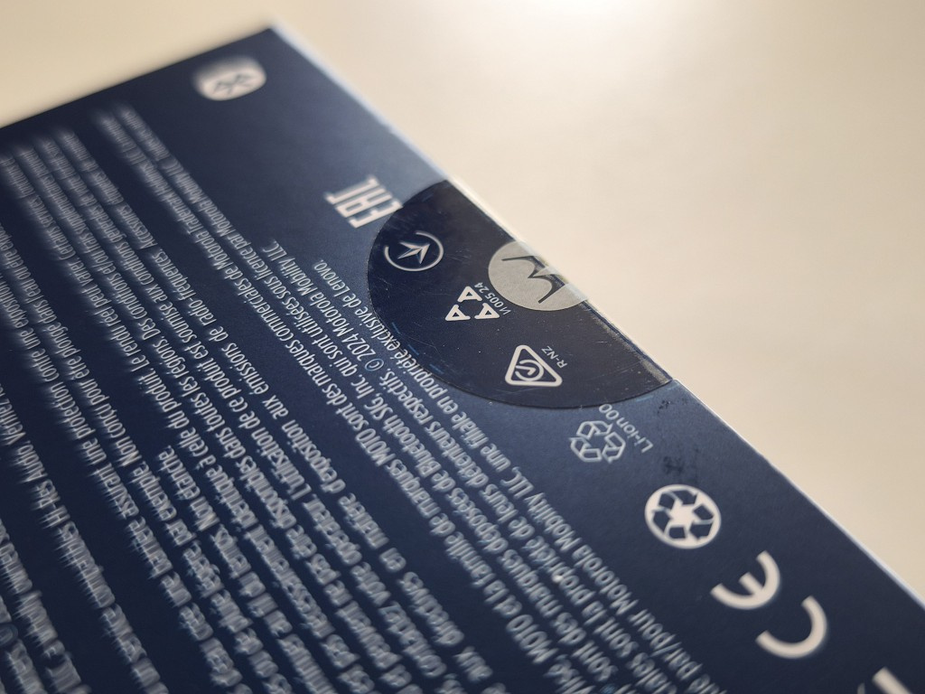 Sluchátka Motorola moto buds - 6