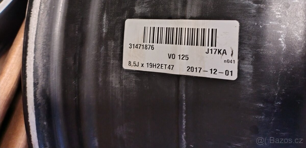 Originální alu kola Volvo R19" - 6