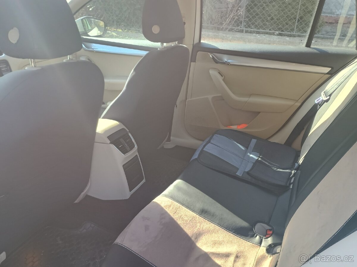 Škoda Octavia Combi 1,6 TDI 81 kw Style - 6