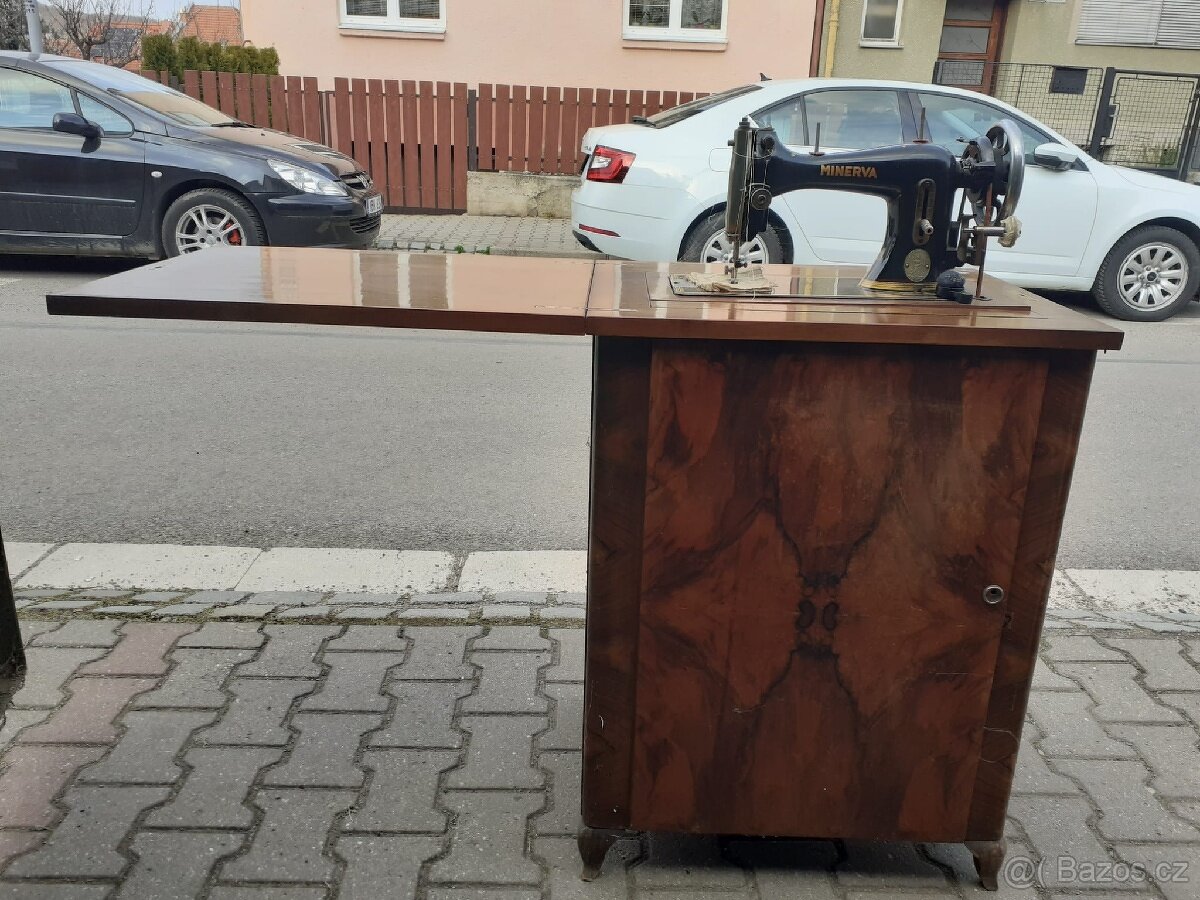 Šicí stroj Minerva - 6