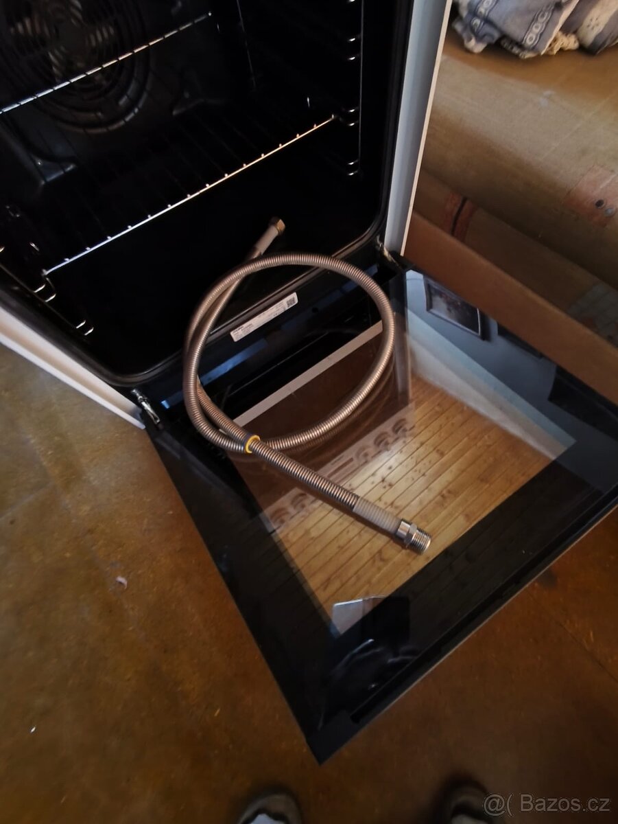 Kombinovaný sporák na zemní plyn a el. trouba - 6