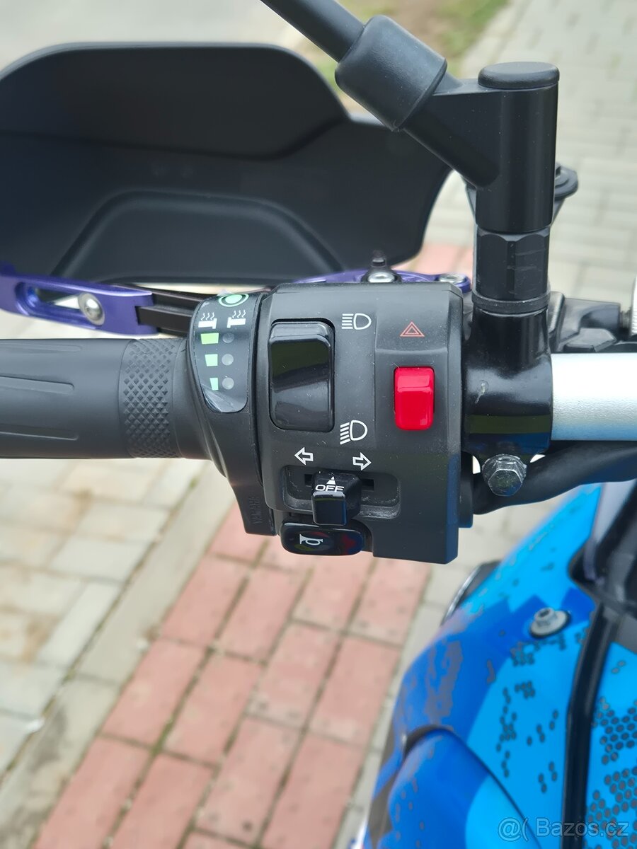 YAMAHA TENERE T700 - 6