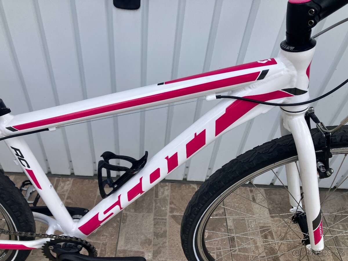 DÍVČÍ NEBO DÁMSKÉ KOLO SCOTT - 6