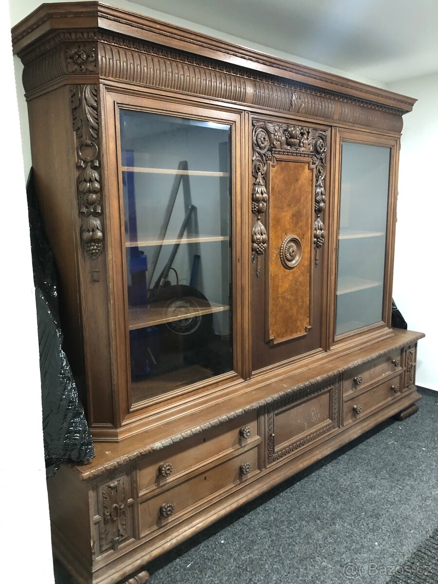 Prodáme vitrínu - 6