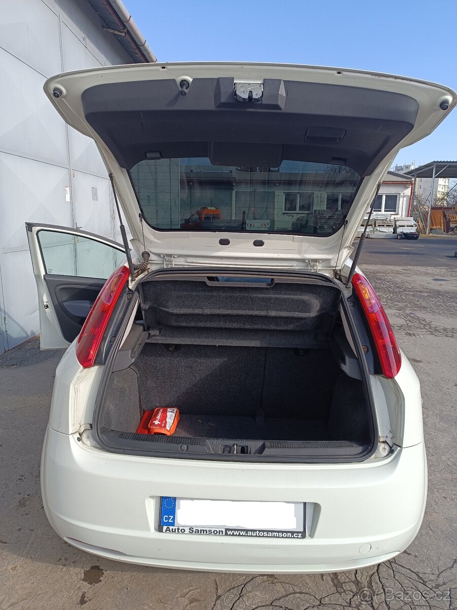 Fiat Grande Punto - 6
