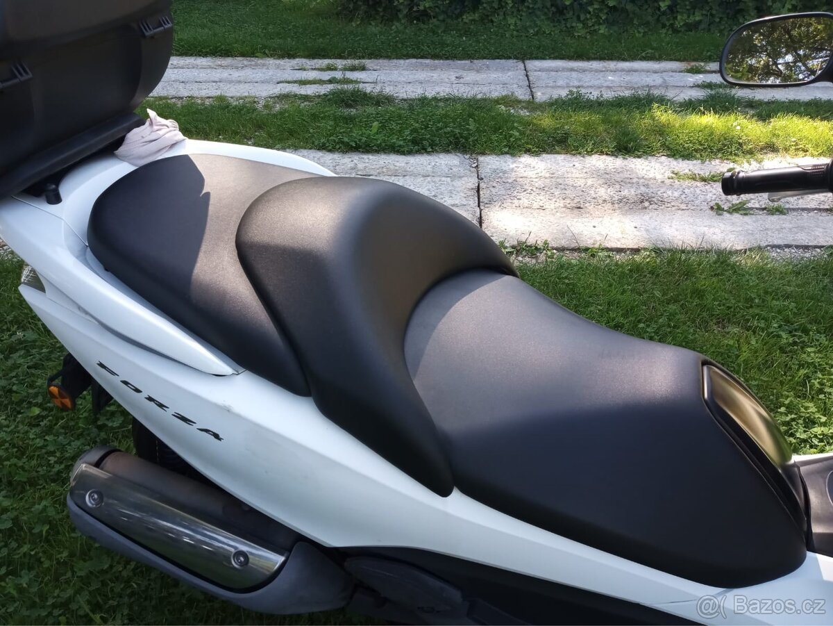 Honda NSS300A - 6