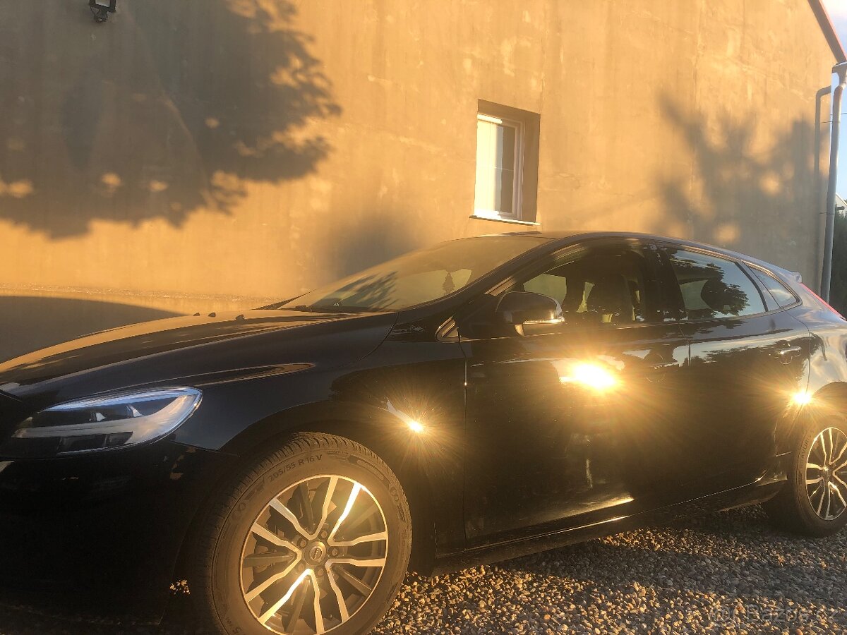 Volvo V40 D3 R.v. 2018/6 - 6