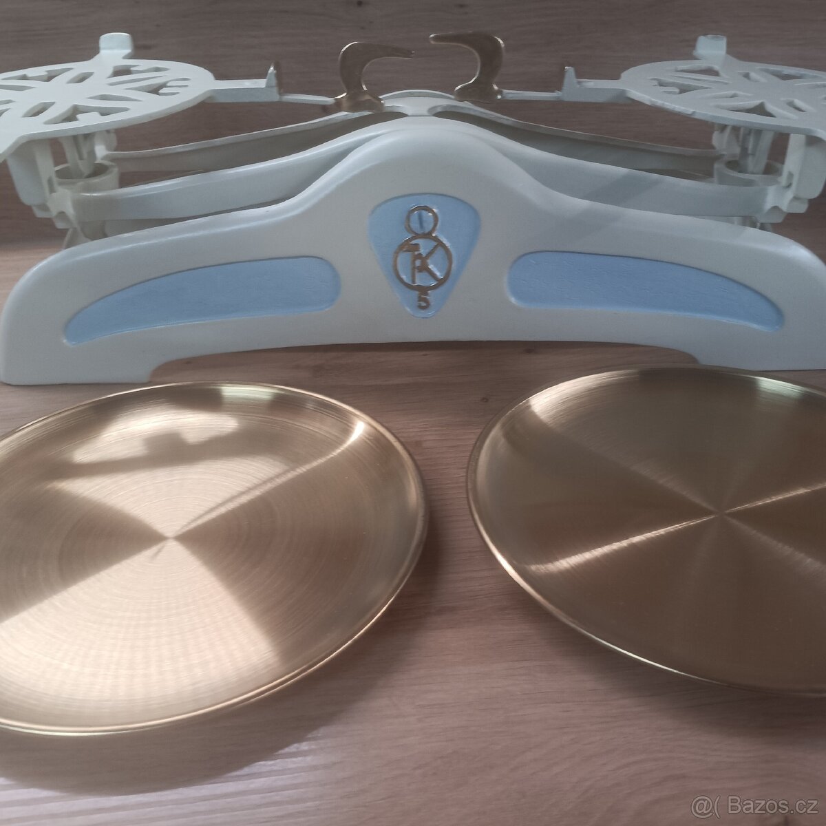 Staré kuchyňské váhy krémové - 6