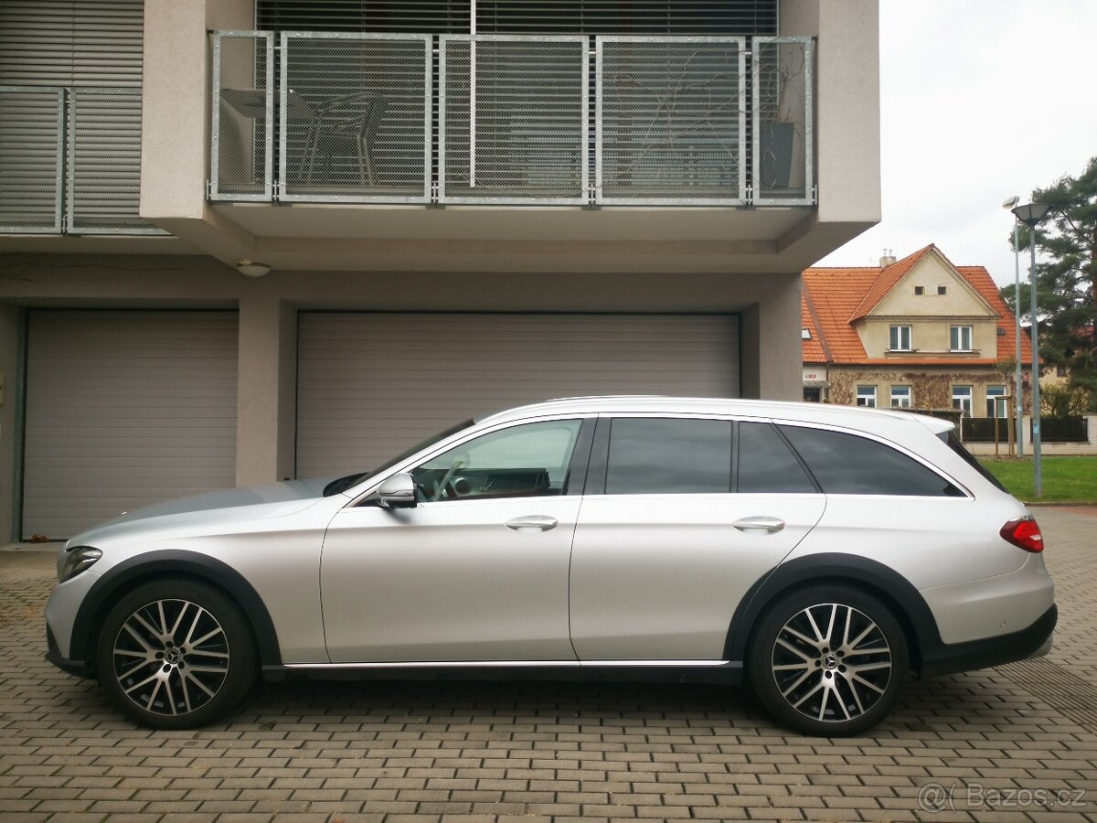 Mercedes-Benz Třídy E, E 220D 4Matic Allterrain ČR 1.majitel - 6