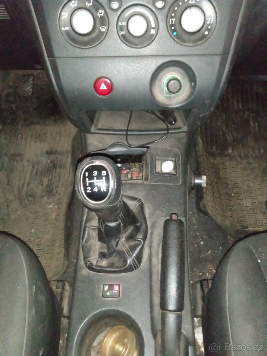 Mitsubishi Outlander, 2,0 16V LPG 4x4 4WD 2005 - 6