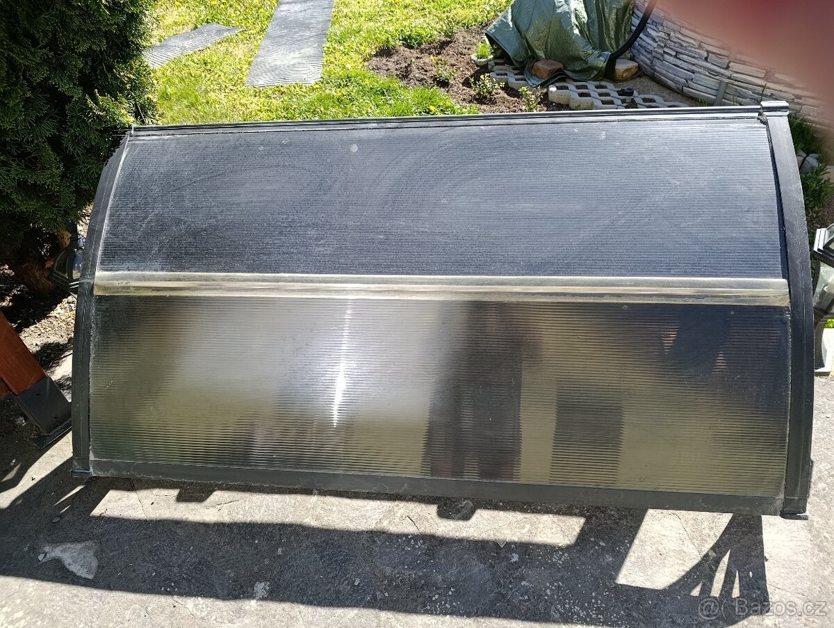 Vchodová stříška - 6