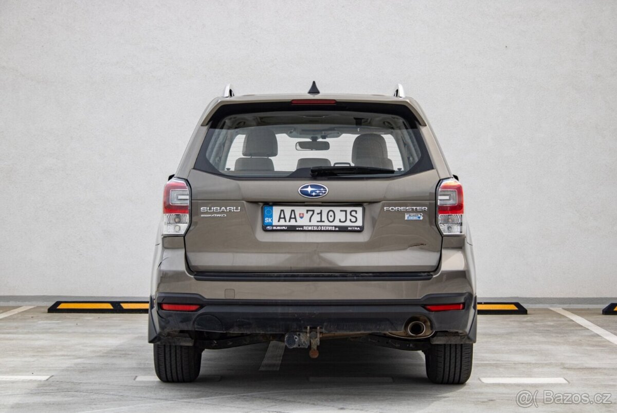 Subaru Forester 2.0 D.S CVT 108kW - 6