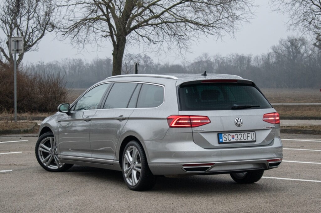 Volkswagen Passat Variant 2.0 BiTDI 240k Highline 4MOTION - 6