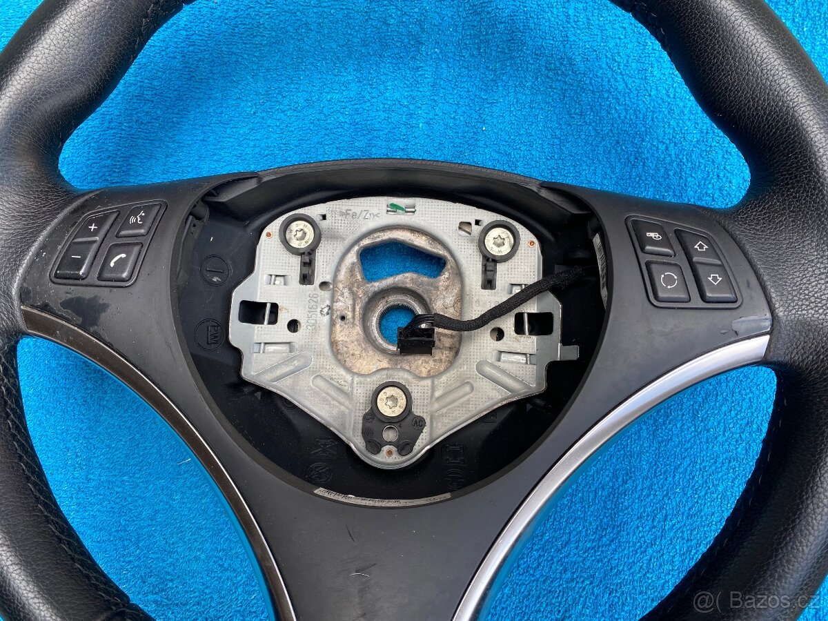 BMW e90 e91 e92 e93 volant - 6