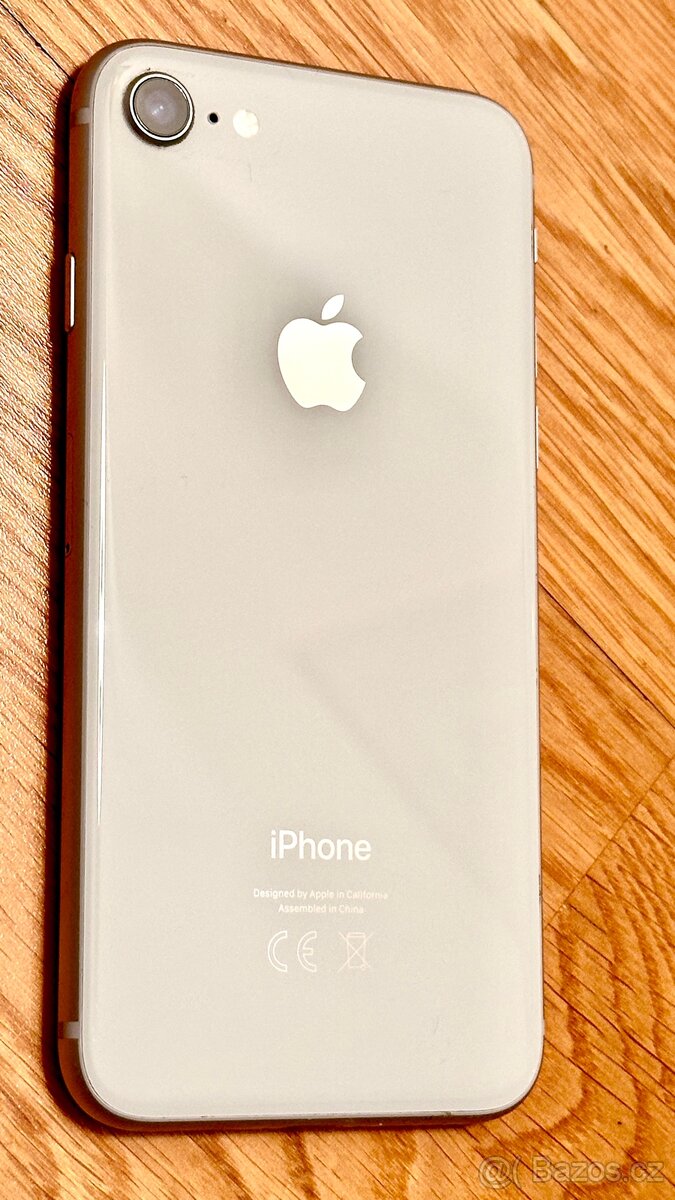 iPhone 8 Silver , 256GB - 6