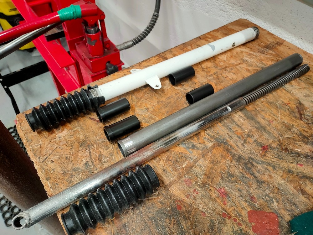 Jawa 50 pionýr pouzdra přední vidlice tuning, výstružník - 6